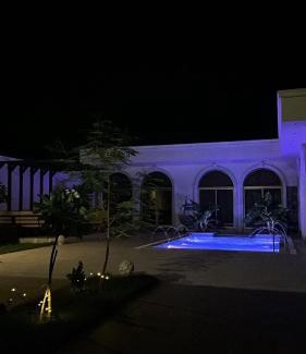 Al Wudayy Ski Chalet | منتجع آركو ARCO Resort