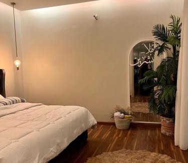 Al-Hofuf Ski Chalet | منتجع تشرين