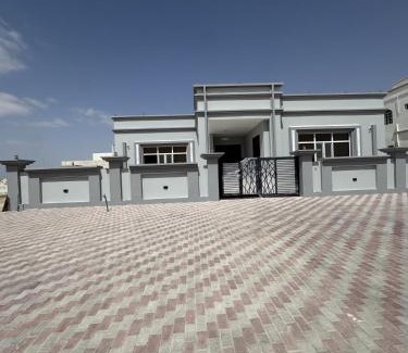 Salalah Villa | منزل لافيدا La Vida Home