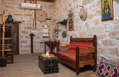 Taqah Hotel | نزل كوفان التراثي Koofan Heritage Lodge deluxe queen room