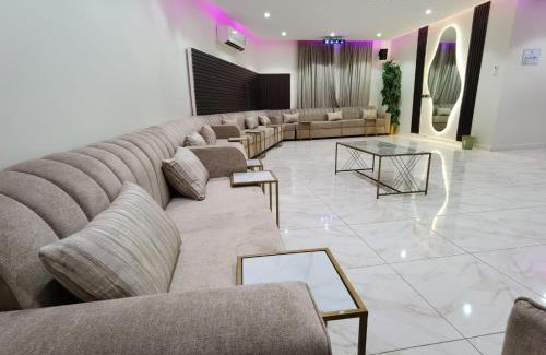 Al Kura Apartment | هابي لاند 1