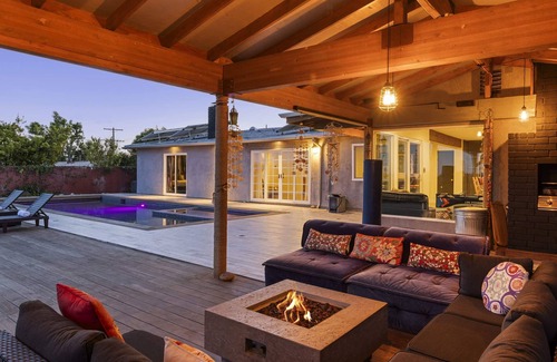 West Hills House | ৎ୭Middlebury Heightsৎ୭heated poolJacuzi games&more