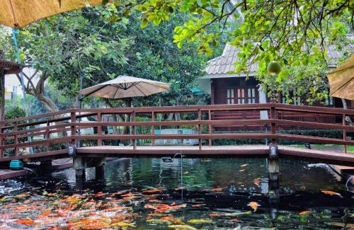 Amphawa Resort | บ้านกรนรา Baan Kornnara