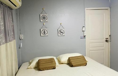 Phu Khao Thong House | บ้านคุณยายอยุธยา