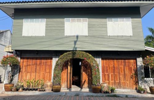 Prakhon Chai Bed & Breakfast | บ้านแสนรัก Casa Dolce Casa, Prakhon Chai