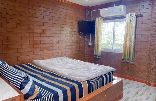 Kap Choeng Hotel | พยูงทองรีสอร์ท