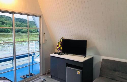Chong Mek Ski Chalet | ภูเคียงน้ำรีสอร์ต ที่พักริมน้ำวัดเรืองแสงช่องเม็ก