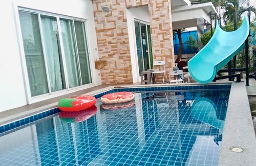Hua Hin Villa | ลิตเติ้ล2 หัวหิน พูลวิลล่า Little2 Hua-Hin Pool Villa