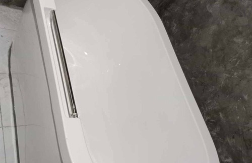 Kathu Apartment | อพาร์ทเม้นในเมืองป่าตองใกล้แหล่งท่องเที่ยว เหมาะสำหรับครอบครัวและสัตวเลี้ยงมาได้