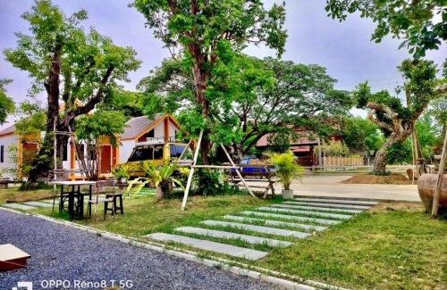 Somdet Apartment | แอทโฮมไร่พอดี รีสอร์ท At home raipordee resort