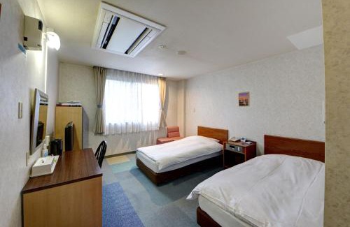 Tsuru Hotel | ホテルスターらんど