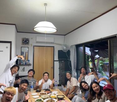 Yoron House | 与論ゲストハウス ズッ友荘