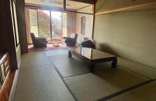 Yamanakako Hotel | 令德湖畔山荘