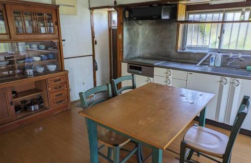 Iwafune Apartment | 古民家一軒貸切/BBQコンロ・プラレール貸出/無料パーキング [しずこのいえ]