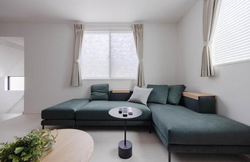 Hatagaya House | 四季の宿 新築一軒家貸切 旗ヶ谷駅徒歩9分 新宿4分 静かで便利な住宅街 最大6名