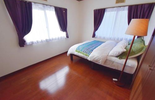 Fujiyoshida Apartment | 大明見戸建