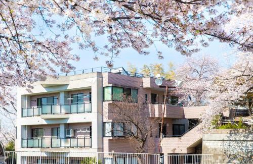 Minami Ward Apartment | 平楽園弐番館２階