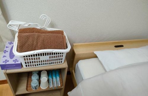 Nikko House | 新装開業 世界遺産と東武日光駅に至近 広いリビング 貸切 家族団体に最適