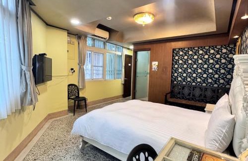 West Central District House | 星夜神農 河樂廣場周邊 本國旅客須事先匯款