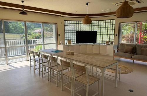 Ishigaki House | 海王屋 Kaioya