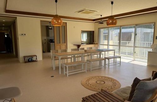 Ishigaki House | 海王屋 Kaioya