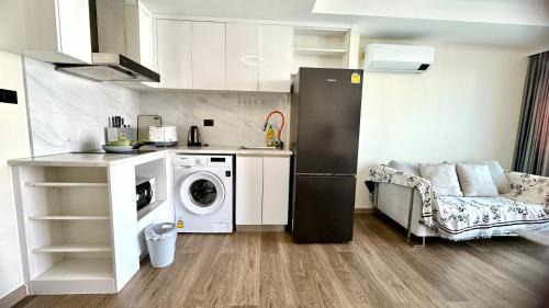 Chiang Mai Apartment | 清迈一号公寓泳池环绕