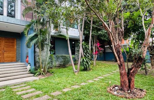 Chiang Mai Villa | 清迈奢华湖景泳池别墅豪宅5卧室轰趴团建五星级别墅民宿