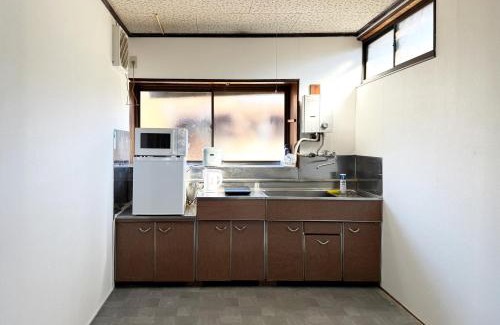 Yaizu Apartment | 焼津 梔子 古民家の宿-カモメの鳴き声が聴こえる港町