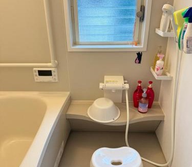 Kiho-cho Apartment | 苔ハウスMoss House