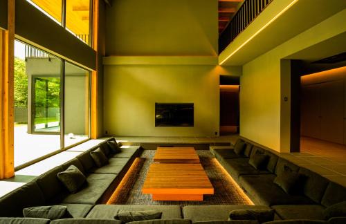Tsuru Villa | 郷音 The Summit Club