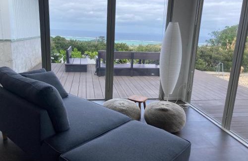 Kaneshi Villa | 風とそら