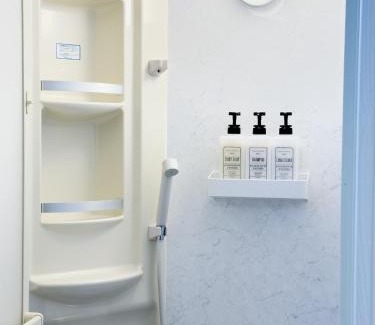 Tsurumi Apartment | 鶴見 House 105