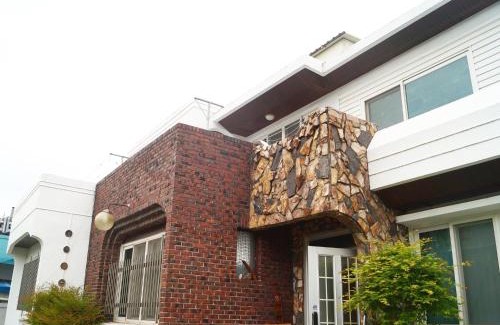 Gyeongju House | 경주 하얀달집