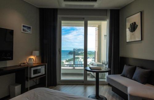 Sokcho Hotel | 모어댄 속초해변점