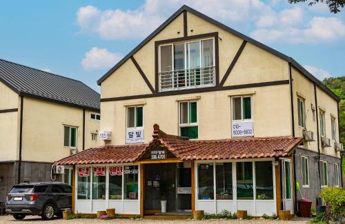 Jinbu House | 오대산 달빛펜션 Odaesan Moonlight Pension