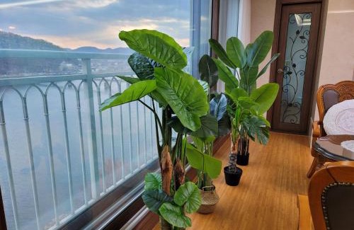 Chuncheon Apartment | 최고의뷰 강변리조트