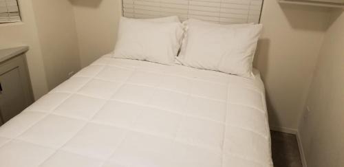 Valle Ski Chalet | 038 Dine & Unwind Tiny Home near Grand Canyon South Rim