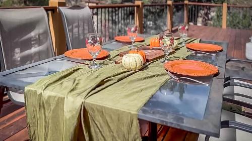 Castle Glen Estates House | 076 - The Starry Starry Night - Meredith Lodging