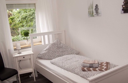 Wilhelmshaven Apartment | 090d-193, Germany