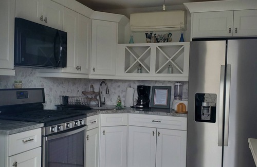 Ship Bottom House | 1-1/2 Blocks from the beach w/traffic light, Just remodeled