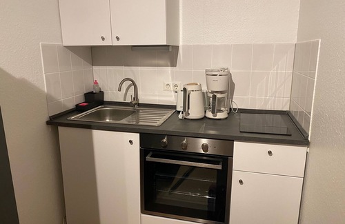 Herrenhausen Condo | 1 1/2 room apartment with terrace, kitchen & bathroom - TV - WiFi - parking space
