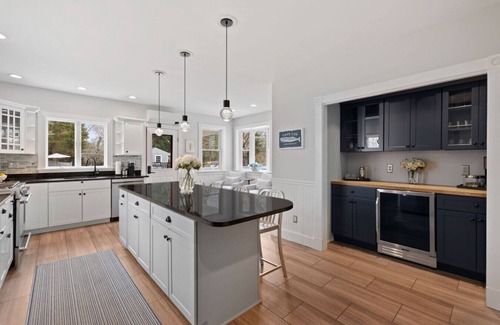 Cataumet Apartment | 1.2 Acre Estate | Pool | Close to Beaches | Games