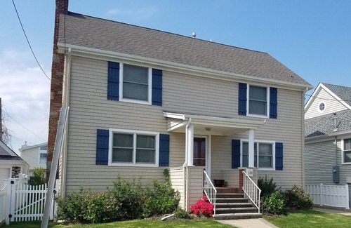 Wall House | 1/2 Block to Beach- Spring Lake Border- Last Minute Special!