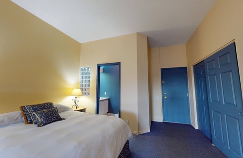 Beaupre Condo | 1-510 : Condo - 1 bedroom - sleeps 4