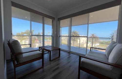 Semaphore House | 1 95 Esplanade, Semaphore