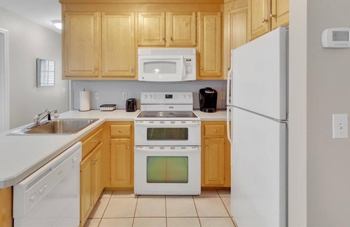 Rocky Hill Apartment | 1 Bd Accessory Apt on Residential Cul-de-sac