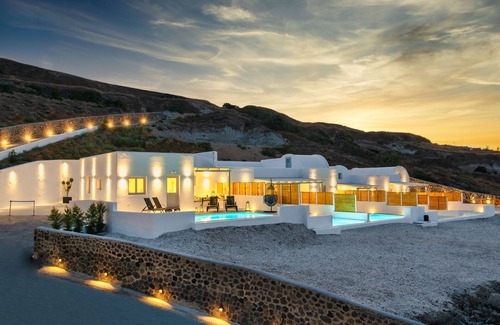 Vourvoulos House | 1 BD Grande Suite with Private Pool & Sea View - Siete Mares Luxury Suites