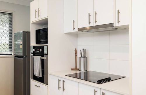 Rocklea Apartment | 1 Bdr Apt! Garage! Balcony! GST Credits! 121D1