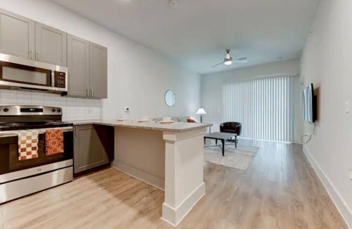 Pflugerville Apartment | 1 bdr Suite w/pool, workspace, 17mins from Domain