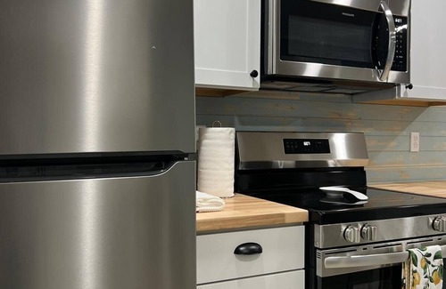 South Pensacola Apartment | 1 Bed Apartment Near Hospitals